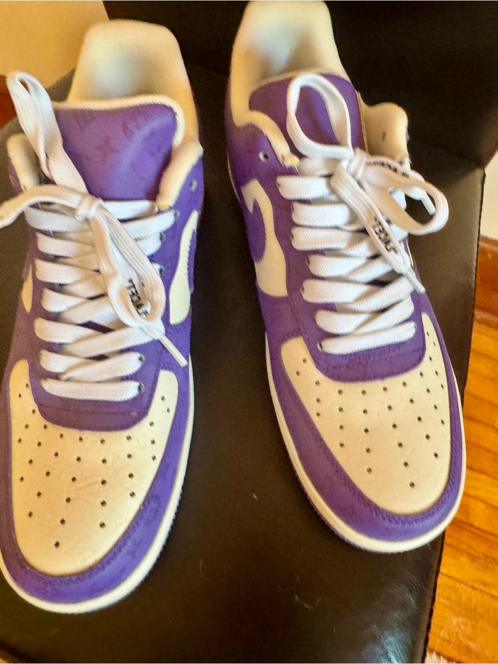 Men’s sneakers size 9.5 - Picture 3 of 6